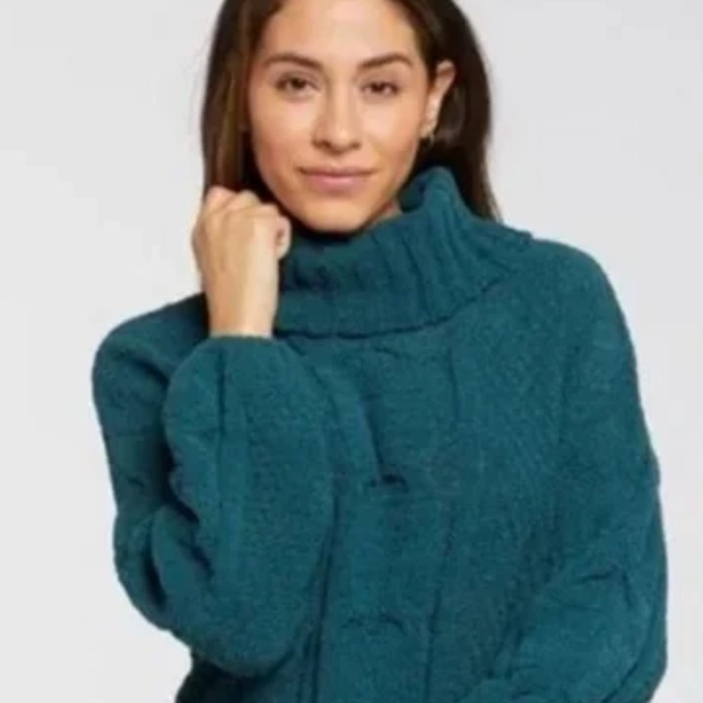 NWT Seven7 Chenille Turtleneck Sweater